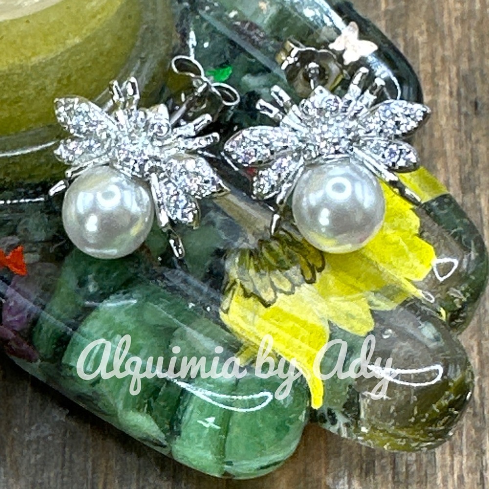 Bee pearl and cubic zirconia pave silver statement earrings prom cocktail bling - Picture 3 of 7